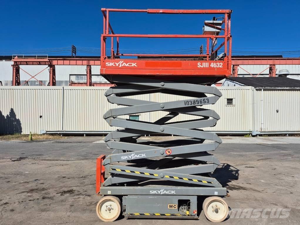 SkyJack SJ 4632 Škaraste platforme