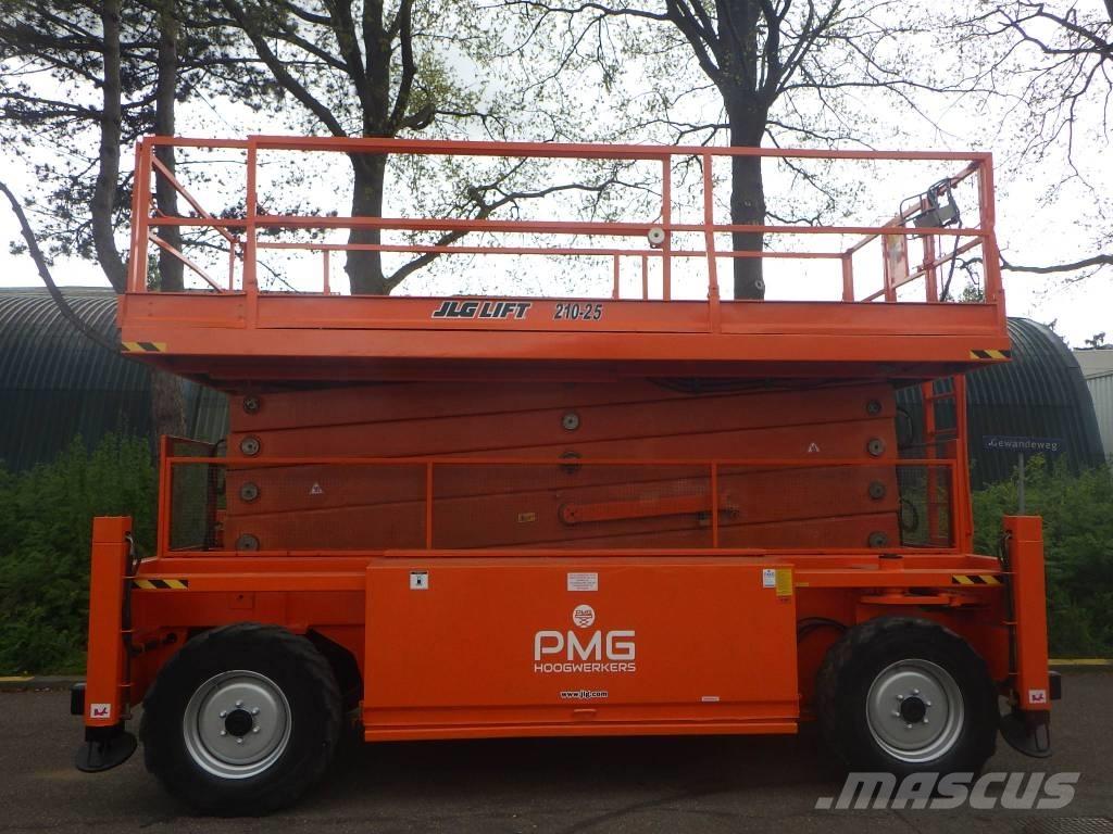 JLG 210-25 Škaraste platforme