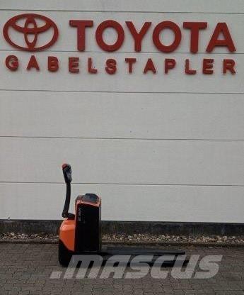 Toyota LWE 200 Ručni električni viličar