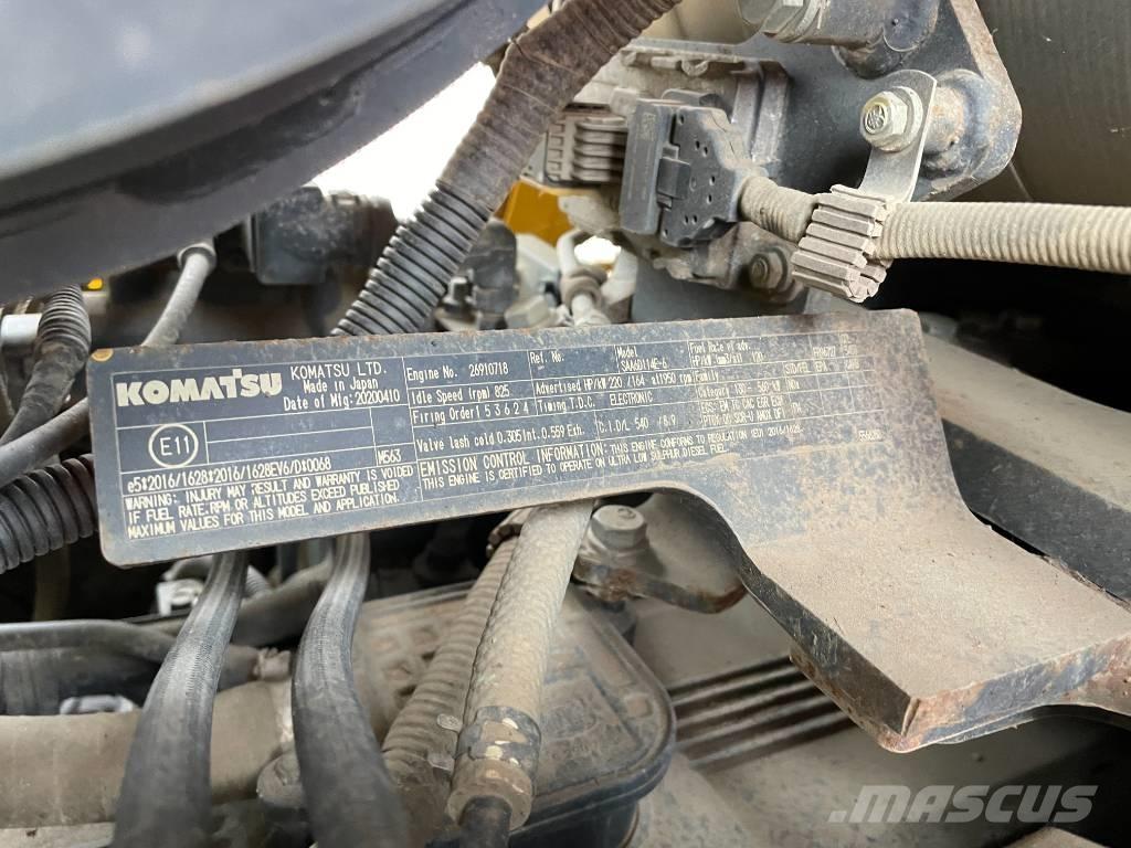 Komatsu D 65 PX-18E0 Buldožeri gusjeničari