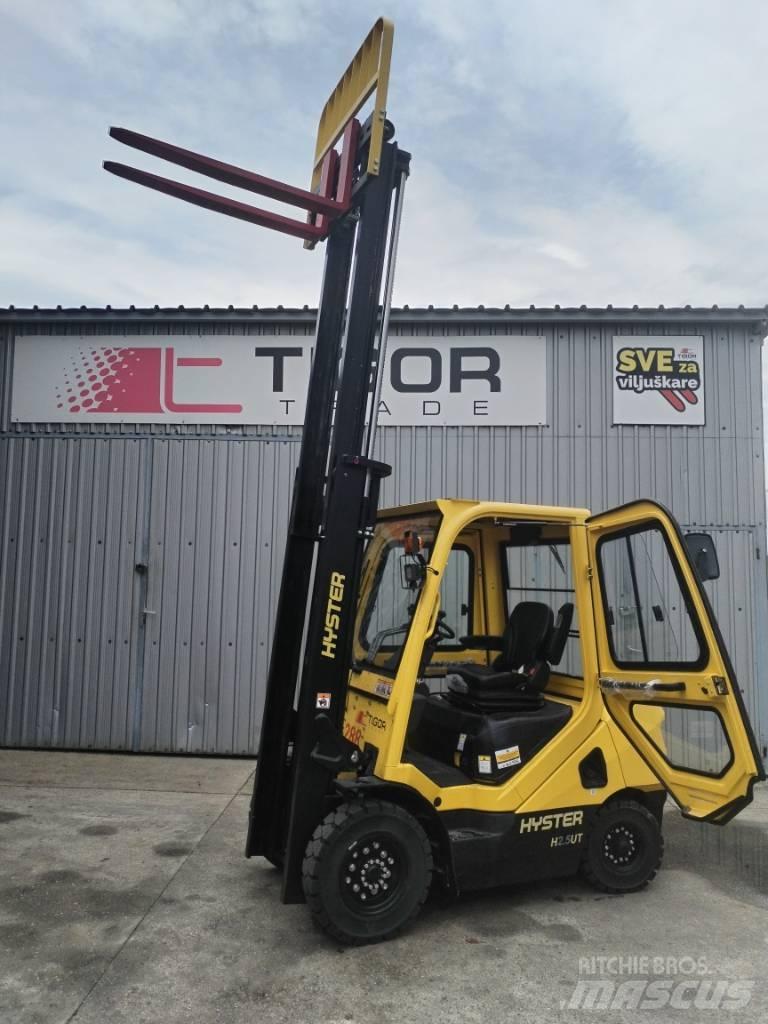 Hyster H2.5UT Dizelski viličari