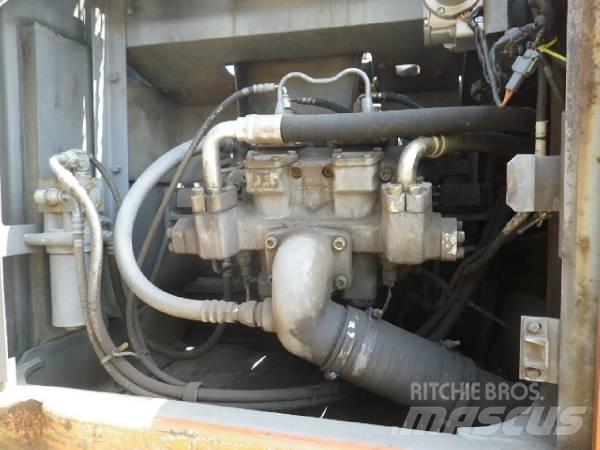 Hitachi EX200-5E Bageri gusjeničari
