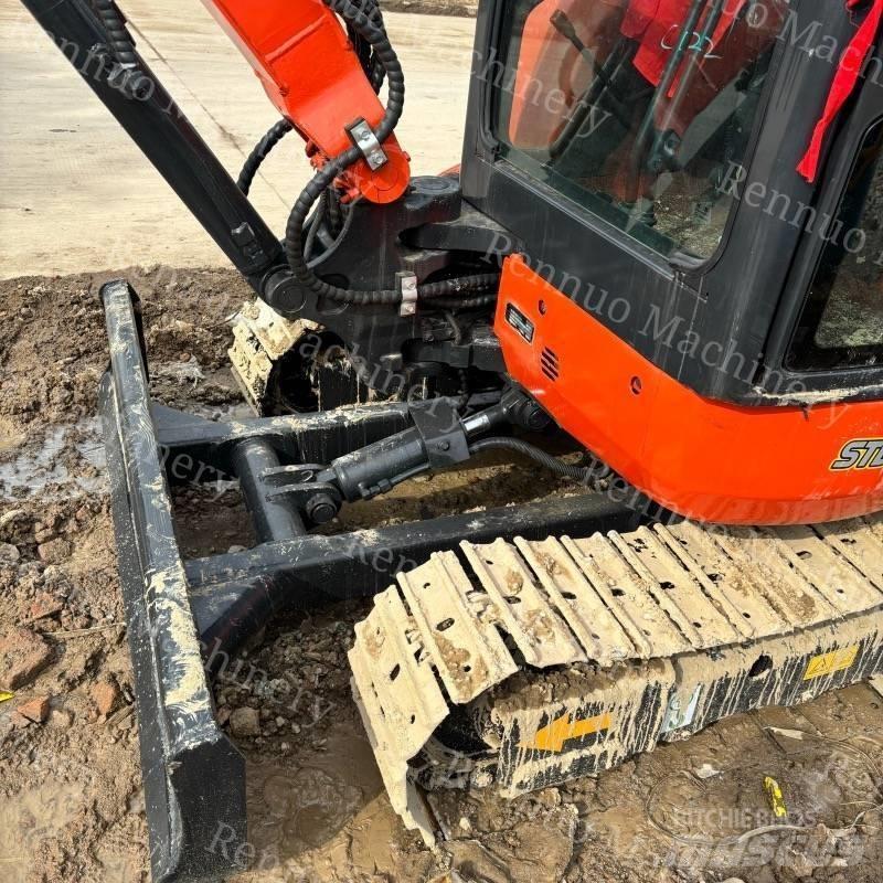 Kubota U 30 Mini bageri <7t