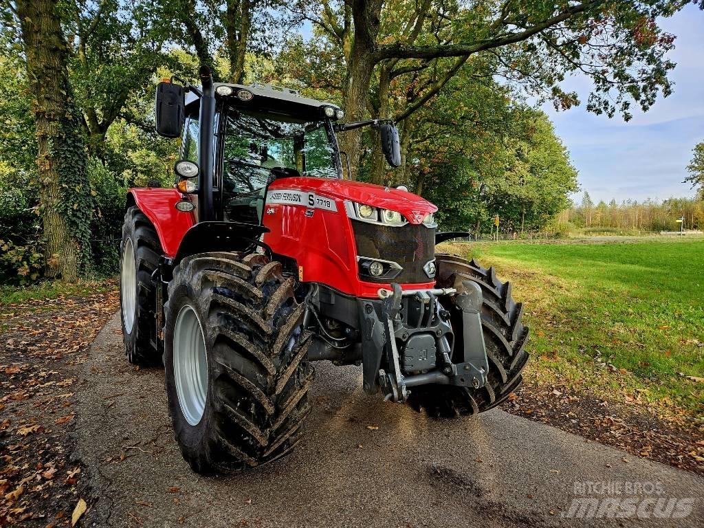 Massey Ferguson 7718 Traktori