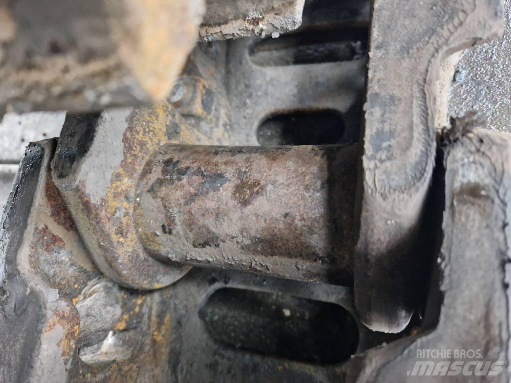 Volvo EC 300 D L Bageri gusjeničari
