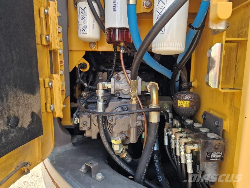 Volvo ECR 145 D Bageri gusjeničari