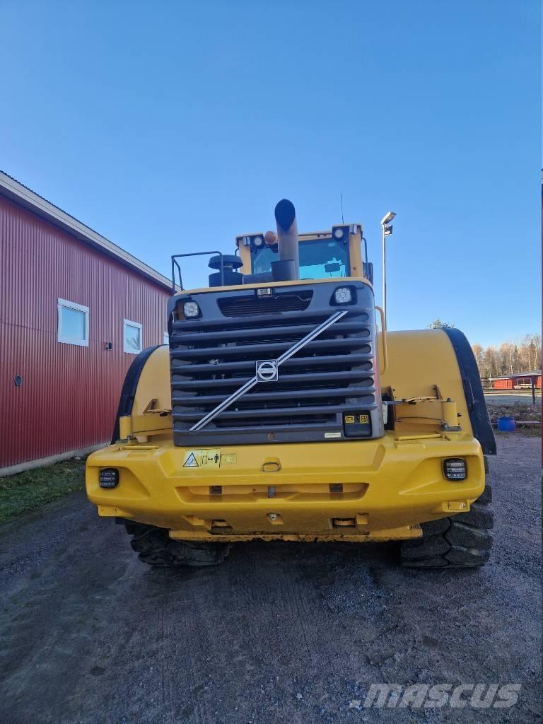 Volvo L 220 F Utovarivači na kotačima