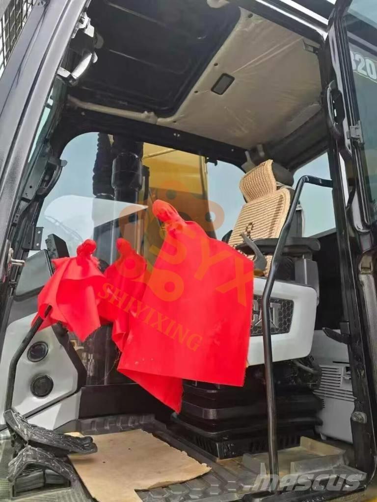 CAT 320NG Bageri gusjeničari