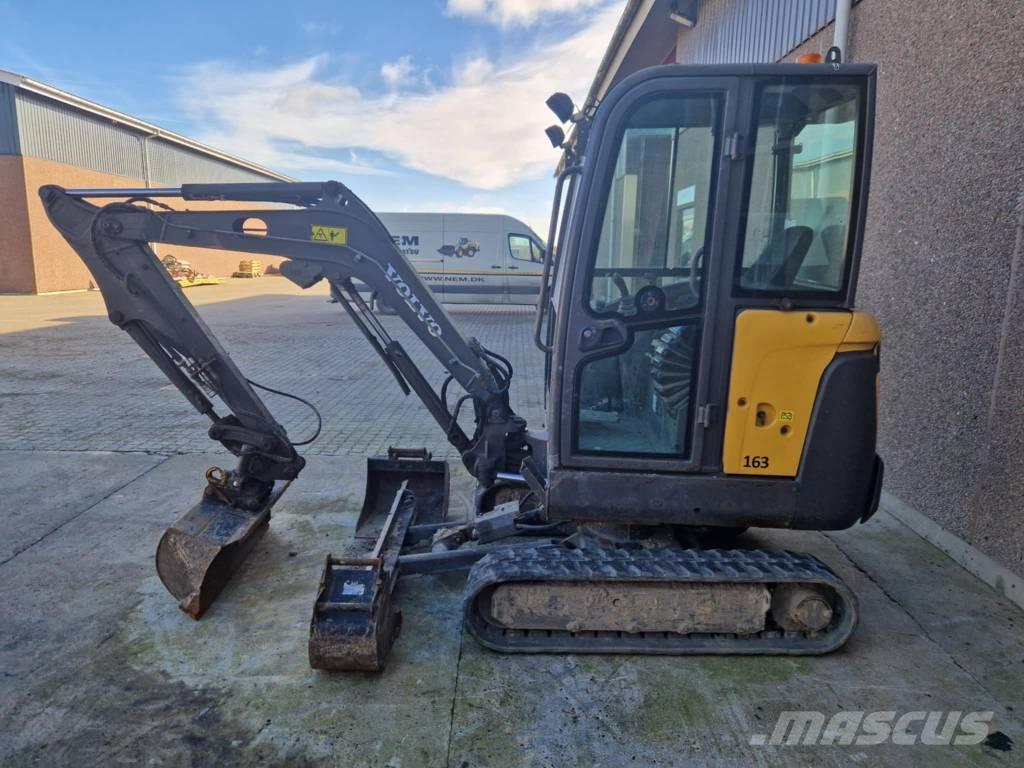 Volvo EC 20 D Mini bageri <7t
