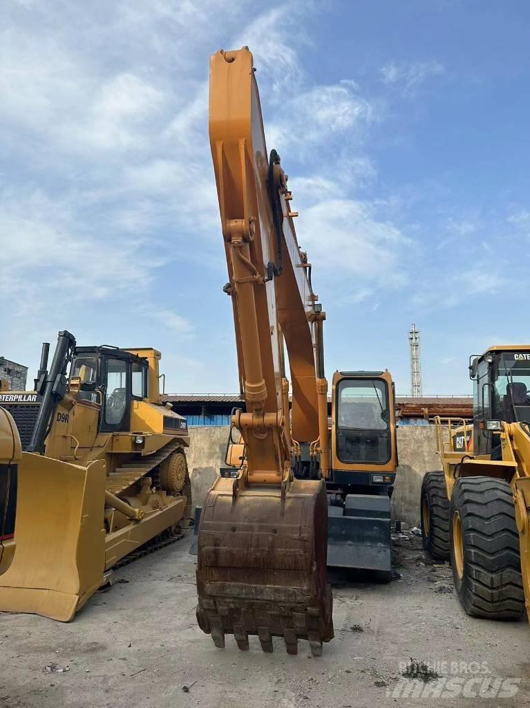 Hyundai DH210W-9 Bageri na kotačima