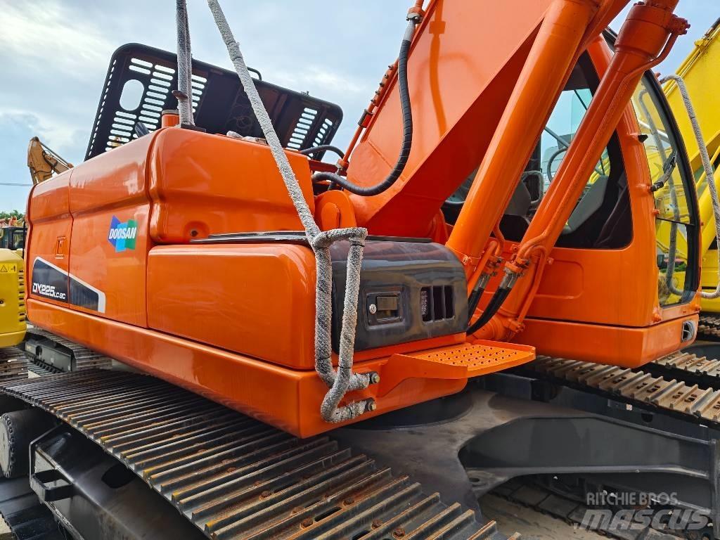 Doosan DX 225 LC Bageri gusjeničari
