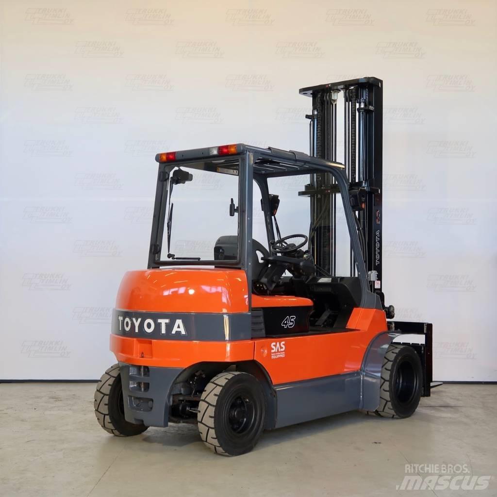 Toyota 7FBMF45 Električni viličari