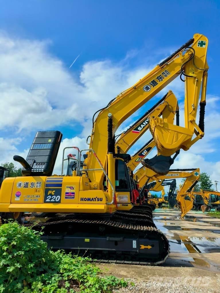Komatsu PC 220-8 Bageri gusjeničari