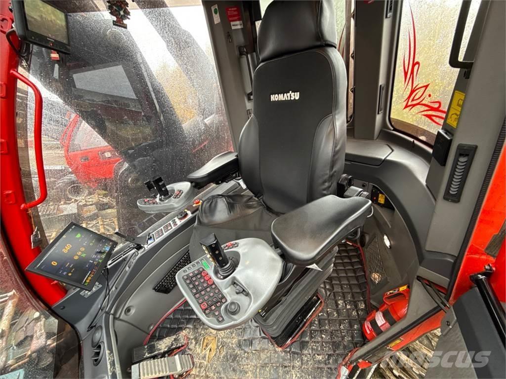 Komatsu 951 Harversteri