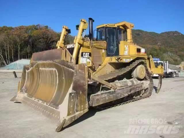 CAT D 9 R Buldožeri gusjeničari