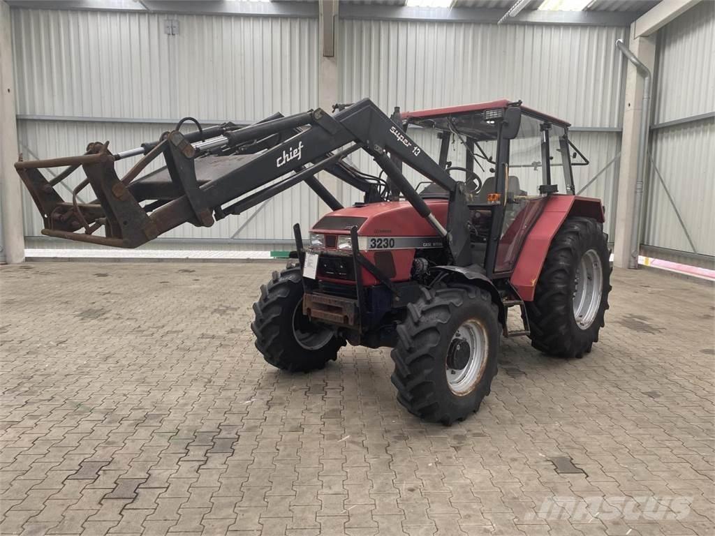Case IH 3230 Traktori