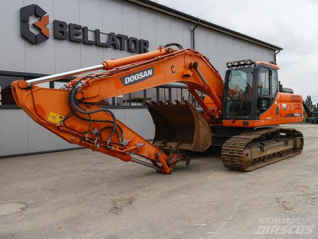 Doosan DX 255 LC-3 Bageri gusjeničari