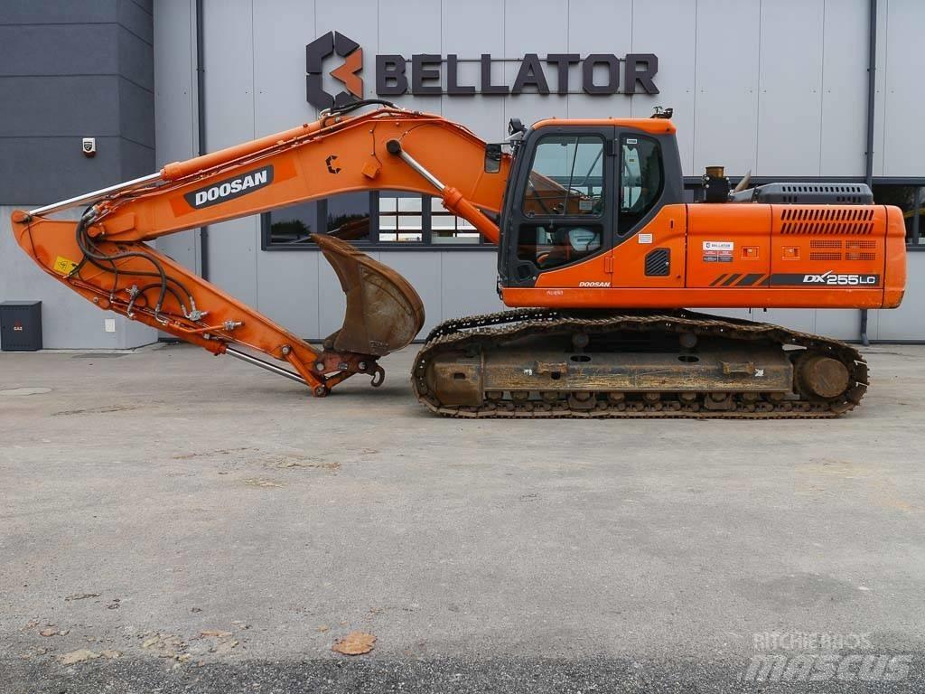 Doosan DX 255 LC-3 Bageri gusjeničari