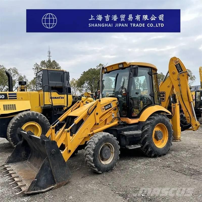 JCB 3 CX Bageri na kotačima