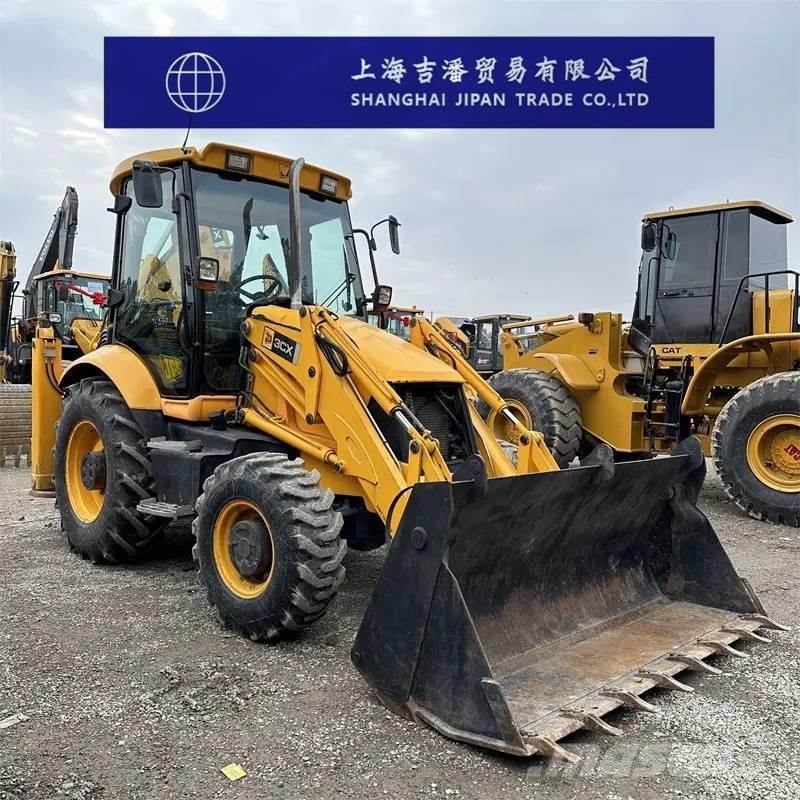 JCB 3 CX Bageri na kotačima