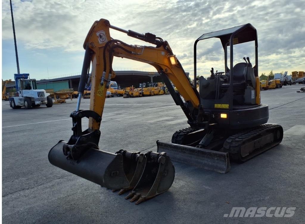 Bobcat E 26 Mini bageri <7t