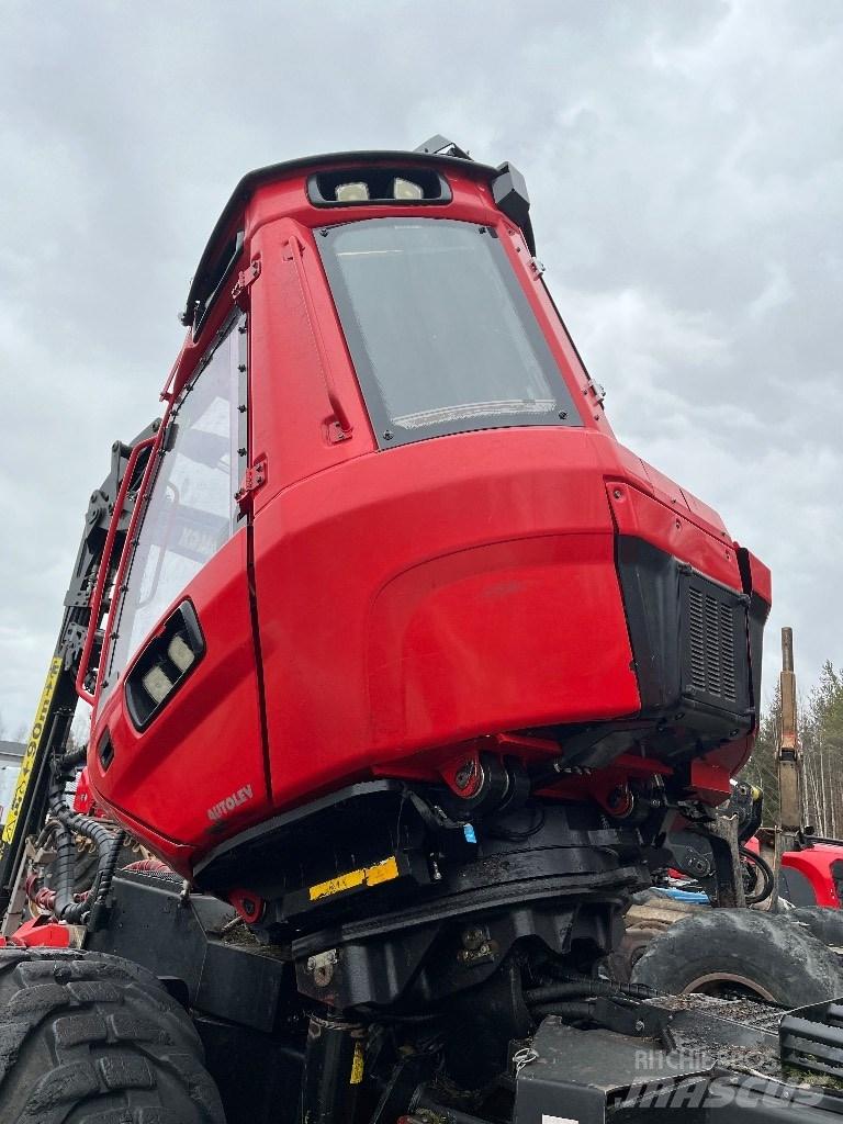 Komatsu 911 Harversteri