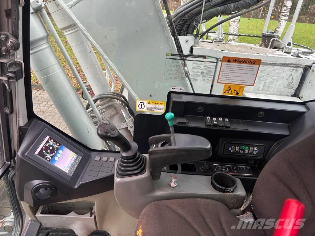 Takeuchi TB 2150 R Bageri gusjeničari