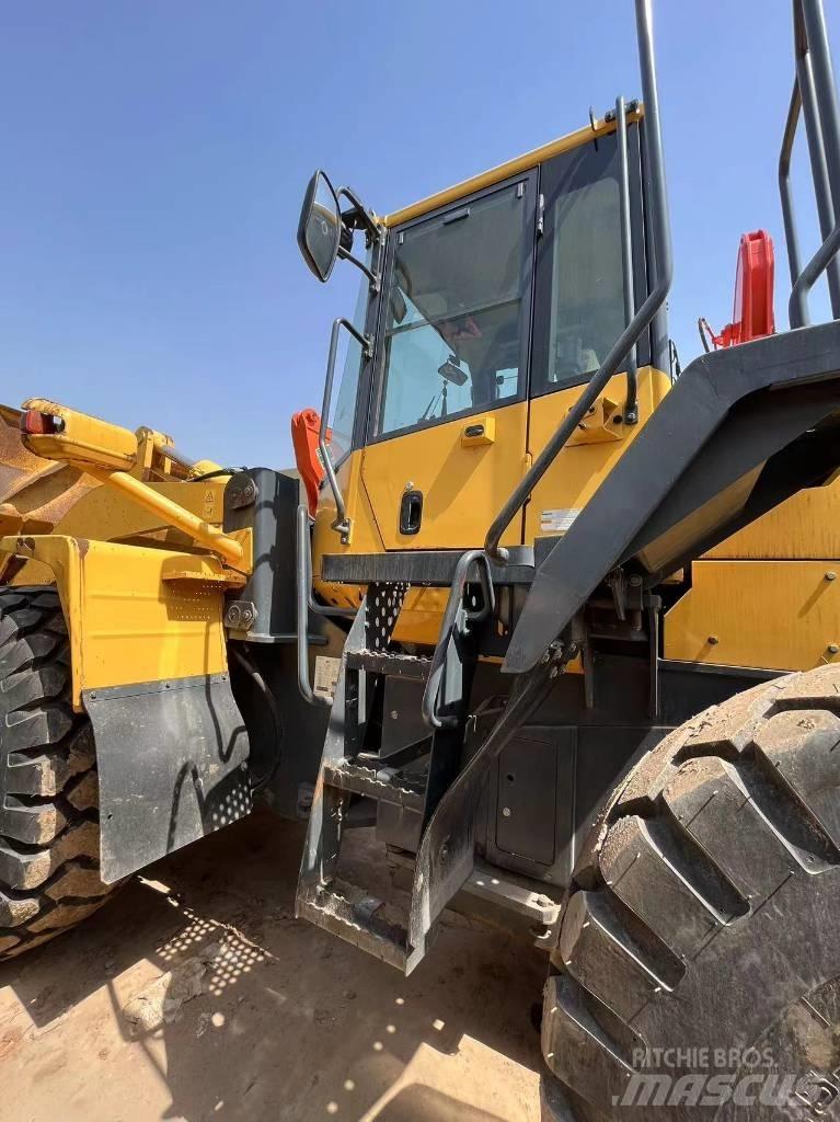 Komatsu WA 380 Utovarivači na kotačima