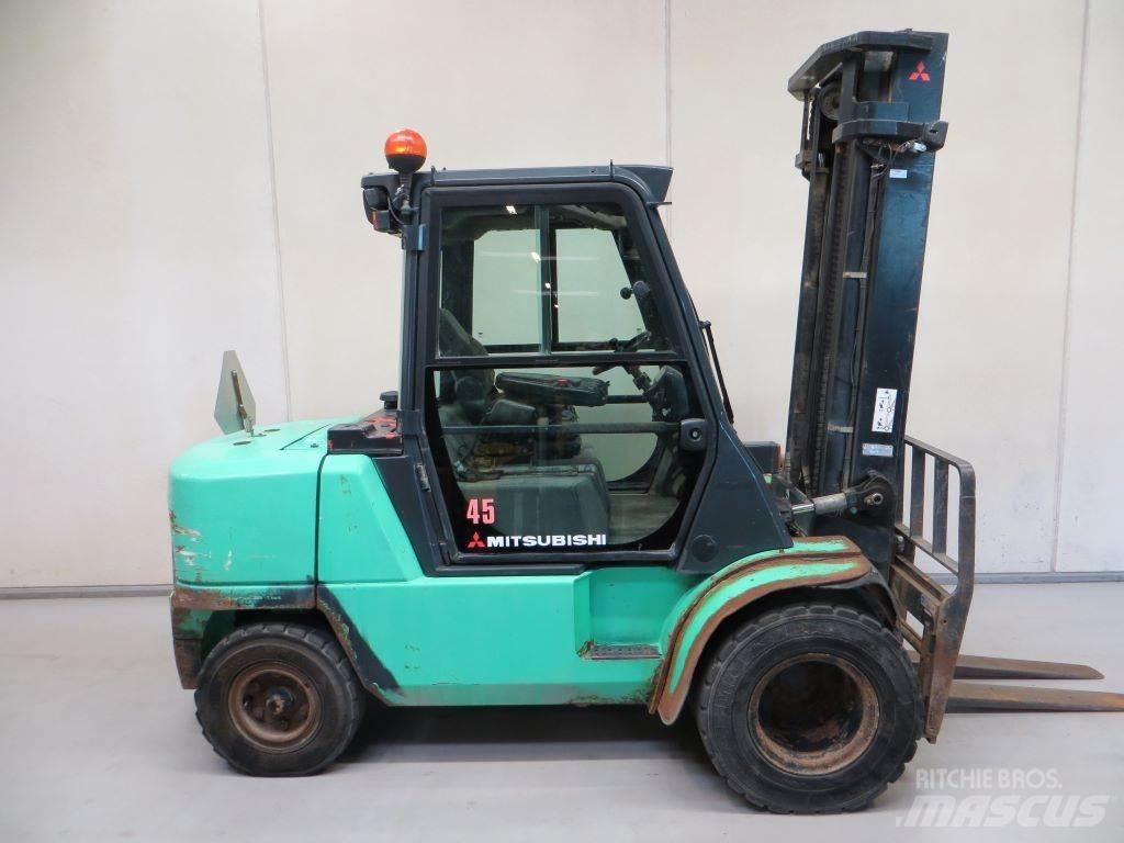 Mitsubishi FD45K Dizelski viličari