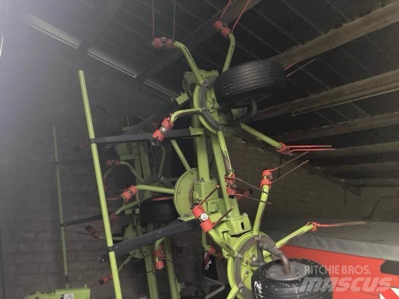 CLAAS Volto 900 Okretači i sakupljači sijena