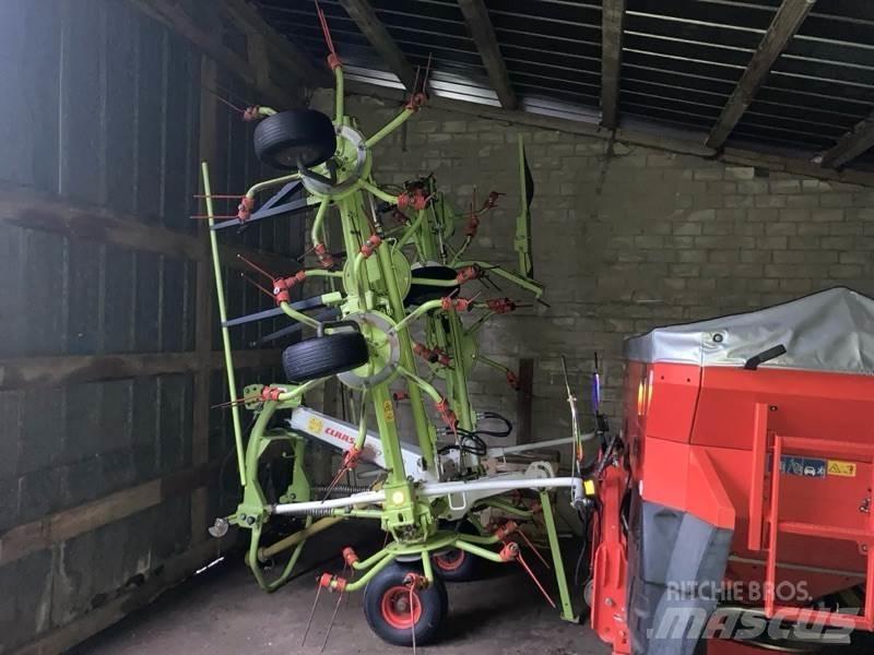 CLAAS Volto 900 Okretači i sakupljači sijena