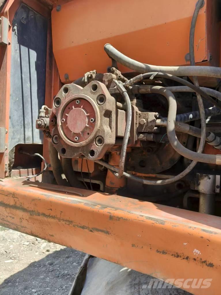 Doosan DH210W-7 Bageri na kotačima