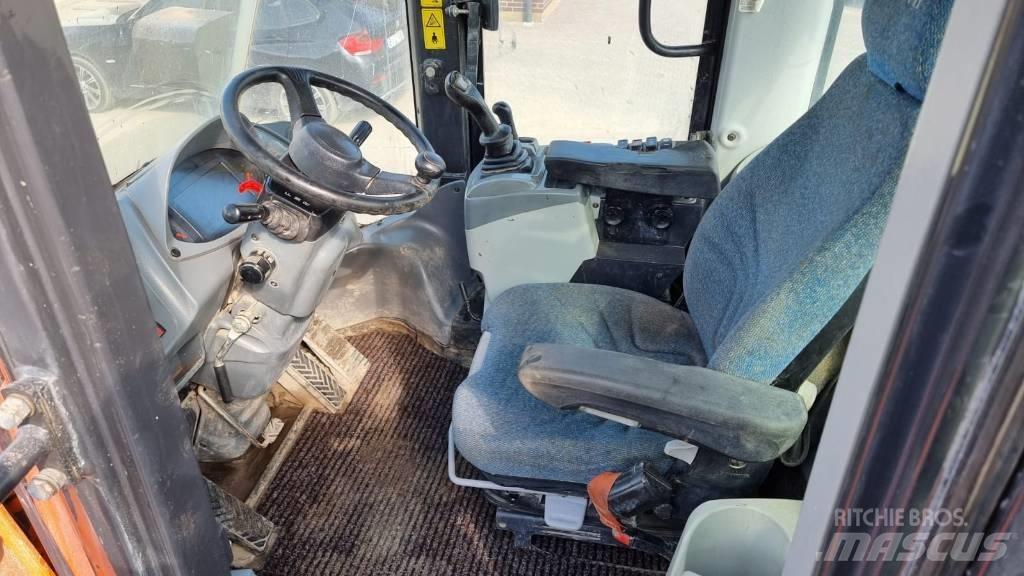 Hitachi ZW 220-6 Utovarivači na kotačima