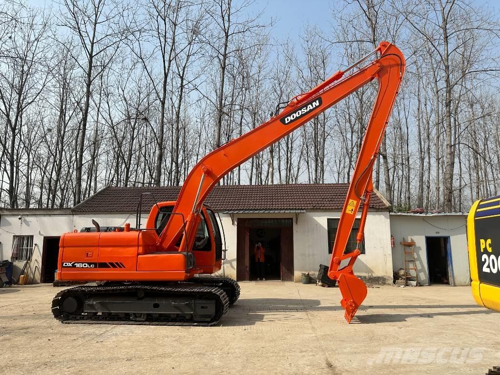 Doosan DX160LC Bageri gusjeničari