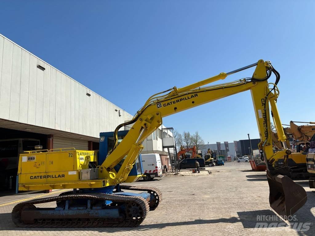 CAT 225 Bageri gusjeničari