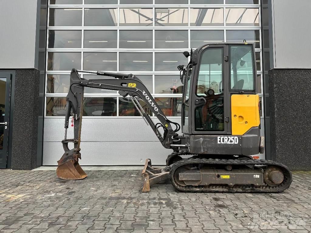 Volvo ECR25D Mini bageri <7t