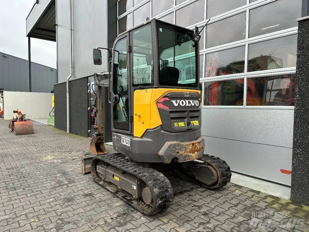 Volvo ECR25D Mini bageri <7t