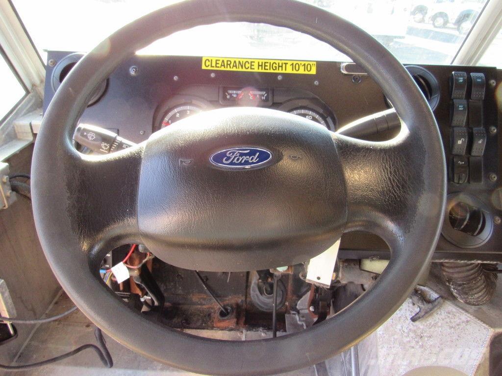 Ford E-450 Sanduk kamioni