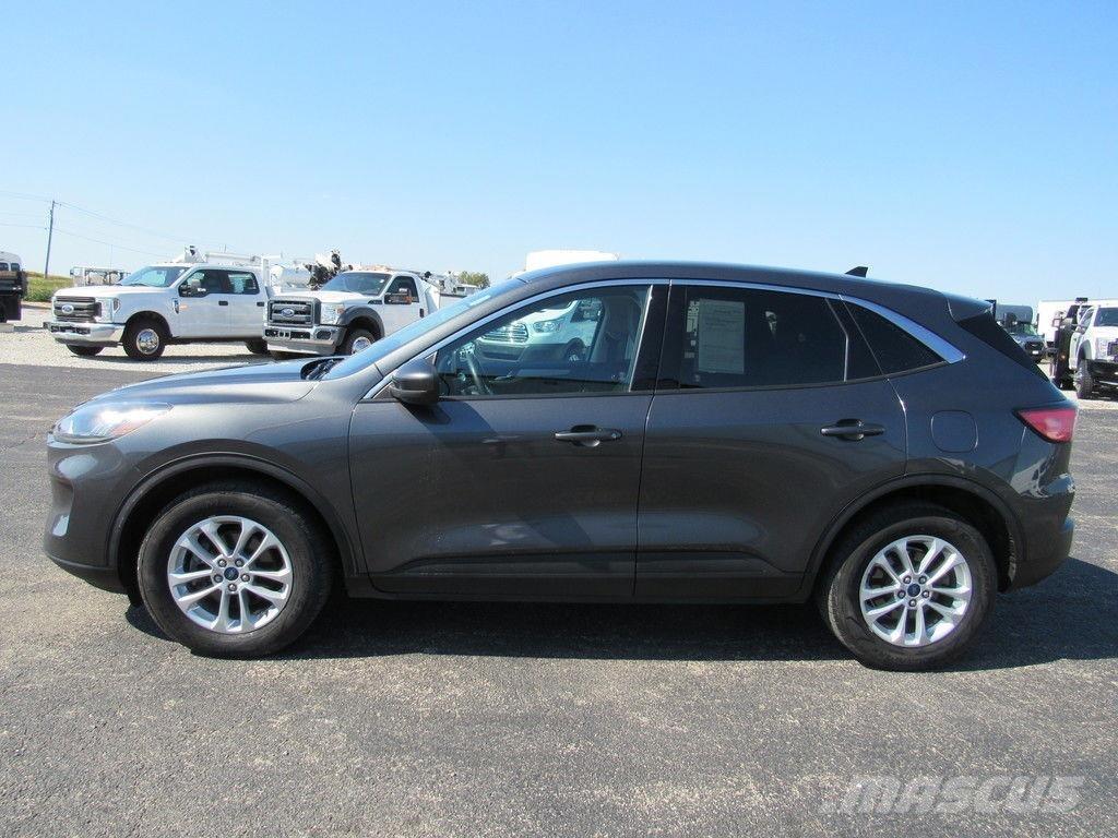 Ford Escape SE Automobili