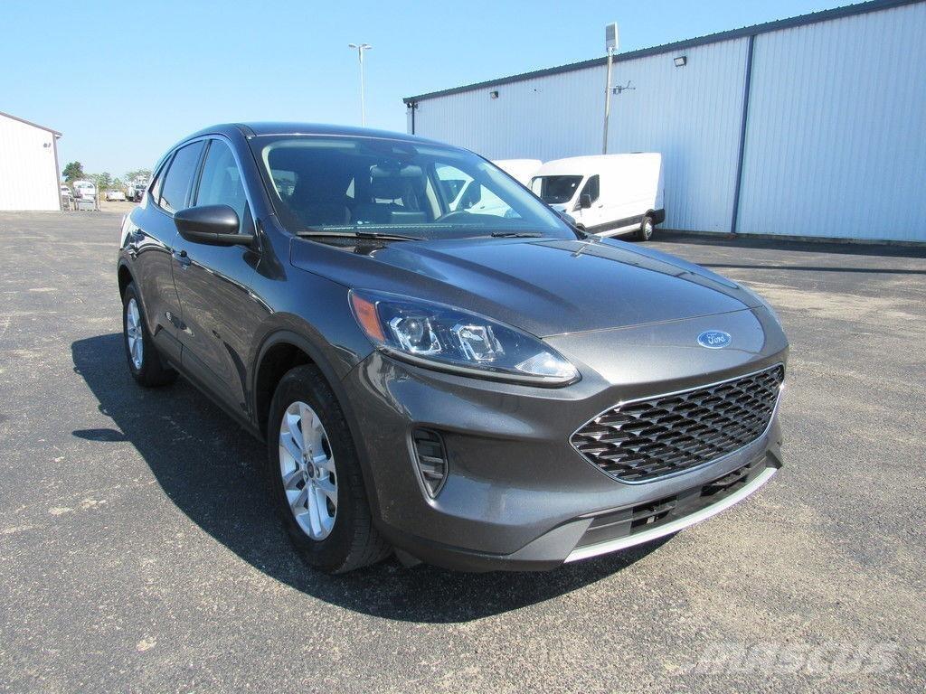 Ford Escape SE Automobili