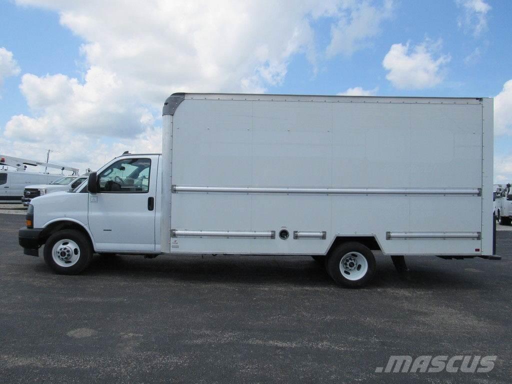 GMC Savana 3500 Sanduk kamioni