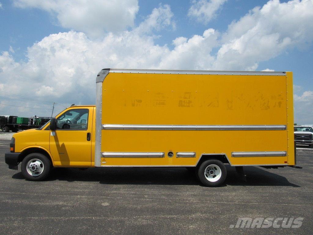 GMC Savana 3500 Sanduk kamioni