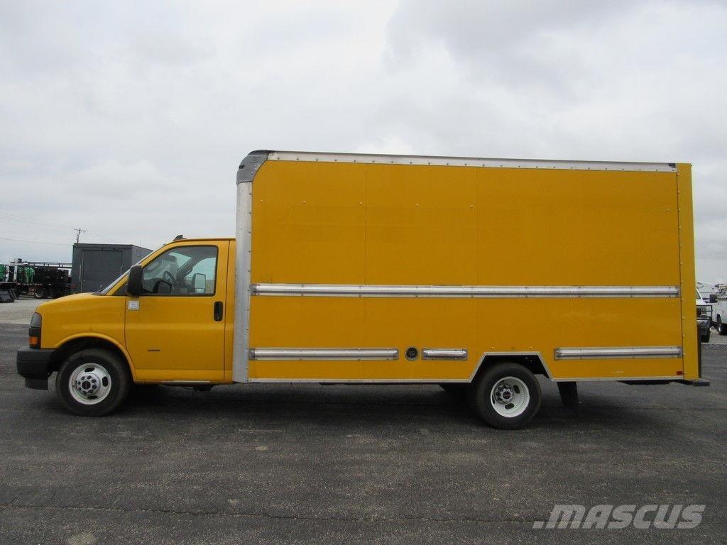 GMC Savana 3500 Sanduk kamioni