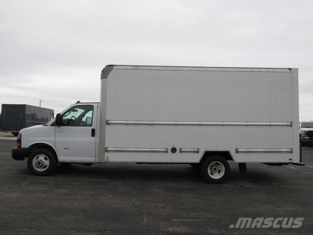 GMC Savana 3500 Sanduk kamioni