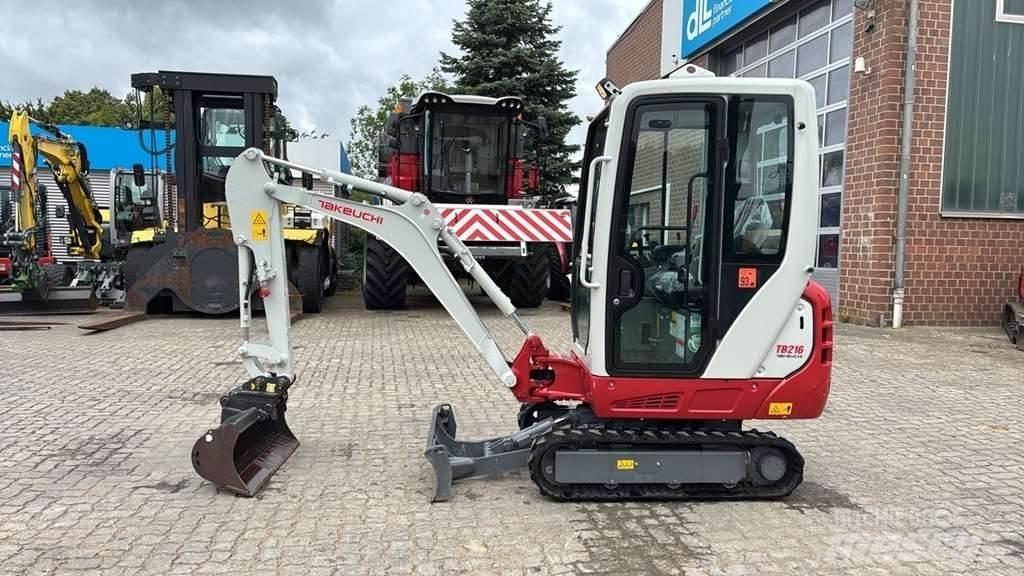 Takeuchi TB216 A Mini bageri <7t