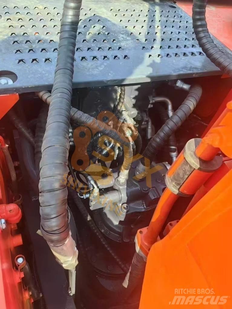Doosan DX 225 LC Bageri dugog dosega