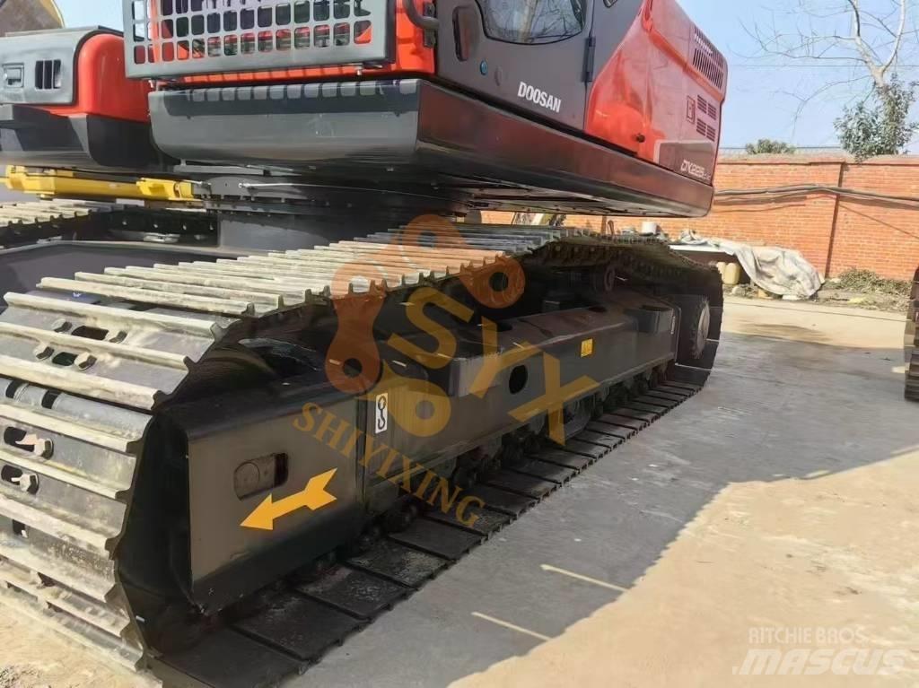 Doosan DX 225 LC Bageri dugog dosega