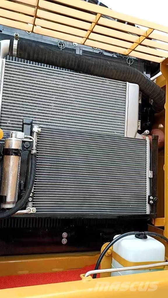 CAT 320DL Bageri gusjeničari