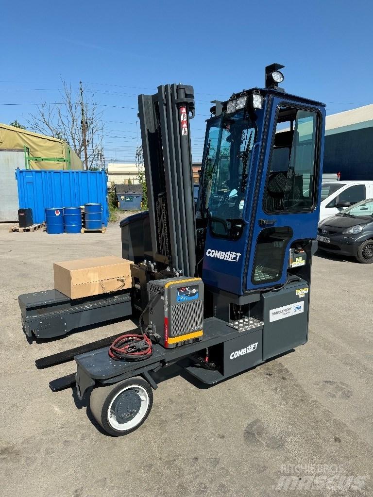 Combilift C4000ET Viličari sa 4-stranskim dohvatom