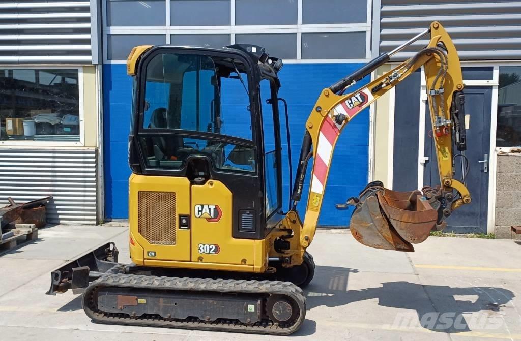 CAT 302 Mini bageri <7t